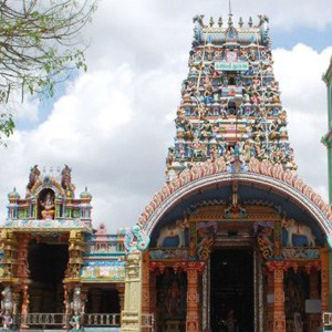 Inuvil Pararaja Sekara Pillaiyar Temple